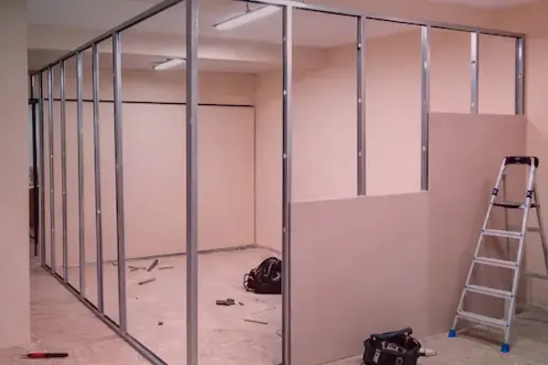 Divisiones de ambientes para una página local de San Miguel Petapa, imagen de apoyo no asociada a una obra específica