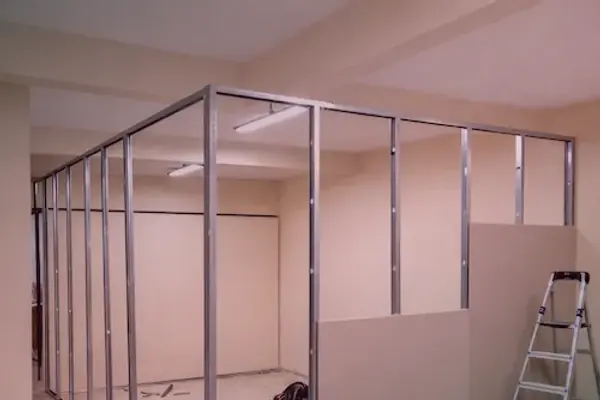 Divisiones de ambientes para una página local de Zona 5, imagen de apoyo no asociada a una obra específica