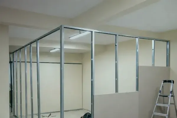 Divisiones de ambientes para una página local de Zona 8, imagen de apoyo no asociada a una obra específica